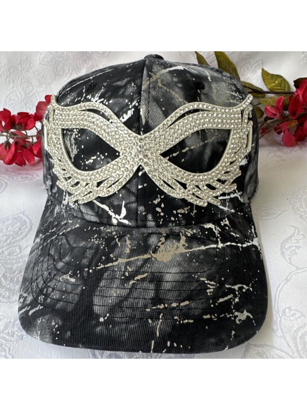 NEW WOMEN'S BLACK SEXY MASK BLING HAT BLACK FABRIC SHINY CAP JENNIFER & CO
